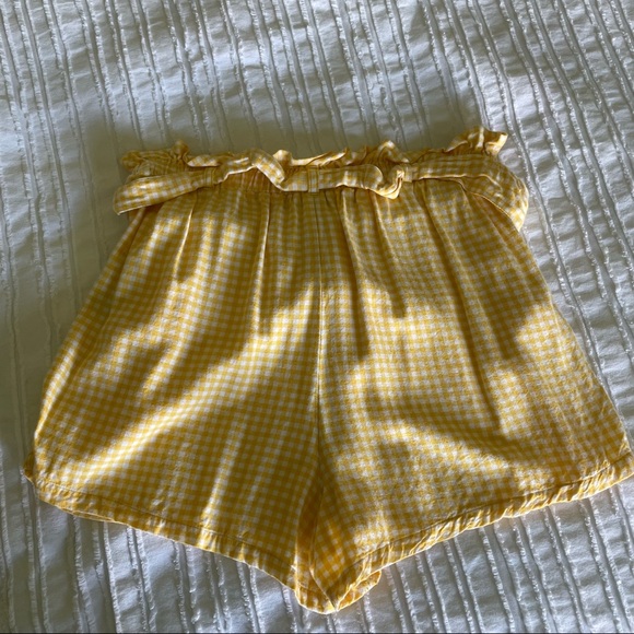 Hollister Gingham Shorts - Picture 4 of 4